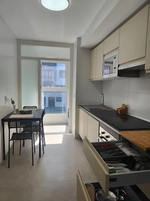 Nuevo Apto Cerca De Playa Y Metro Con Parking Privado Urduliz Apartment